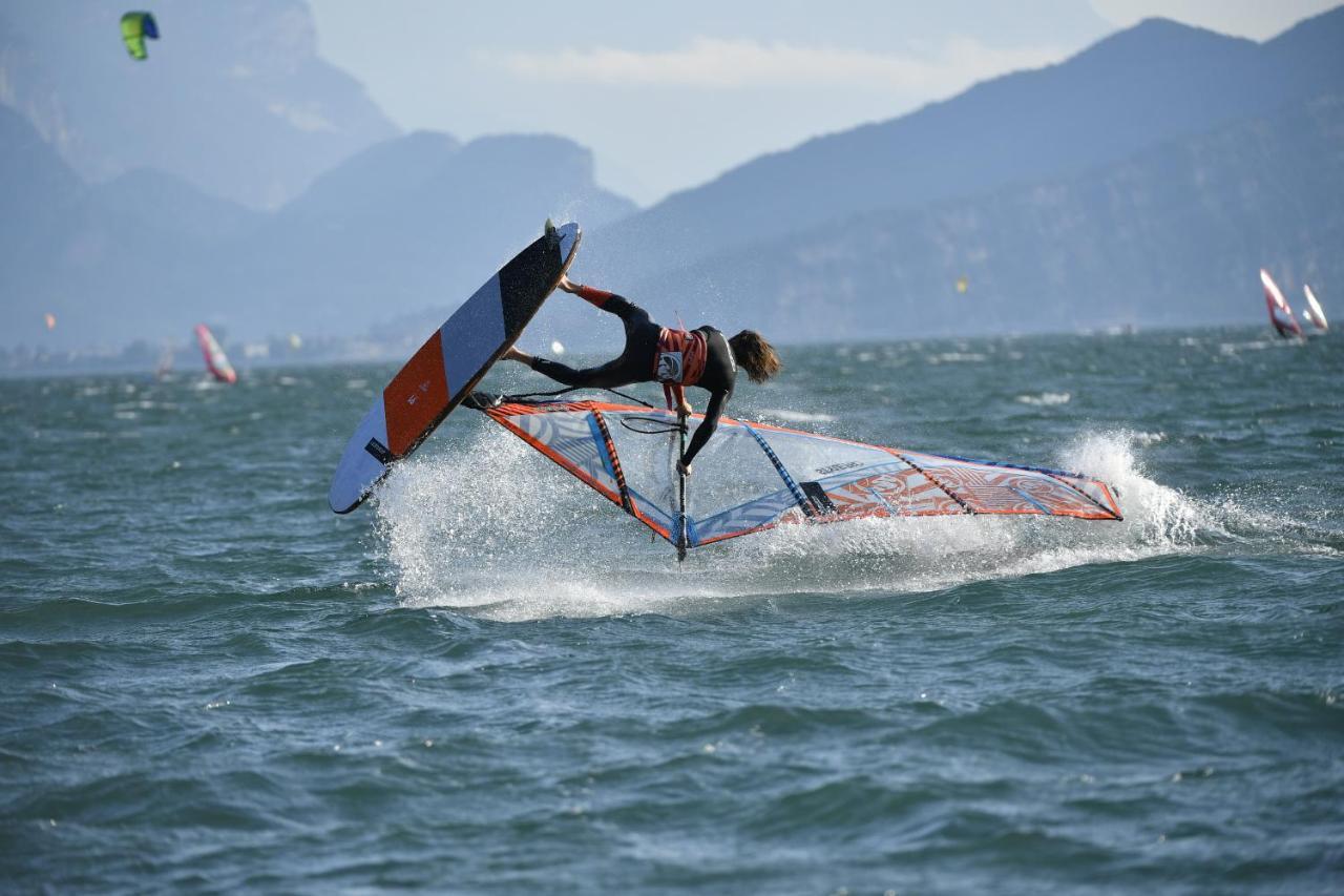 Wind Hotel Malcesine Eksteriør billede