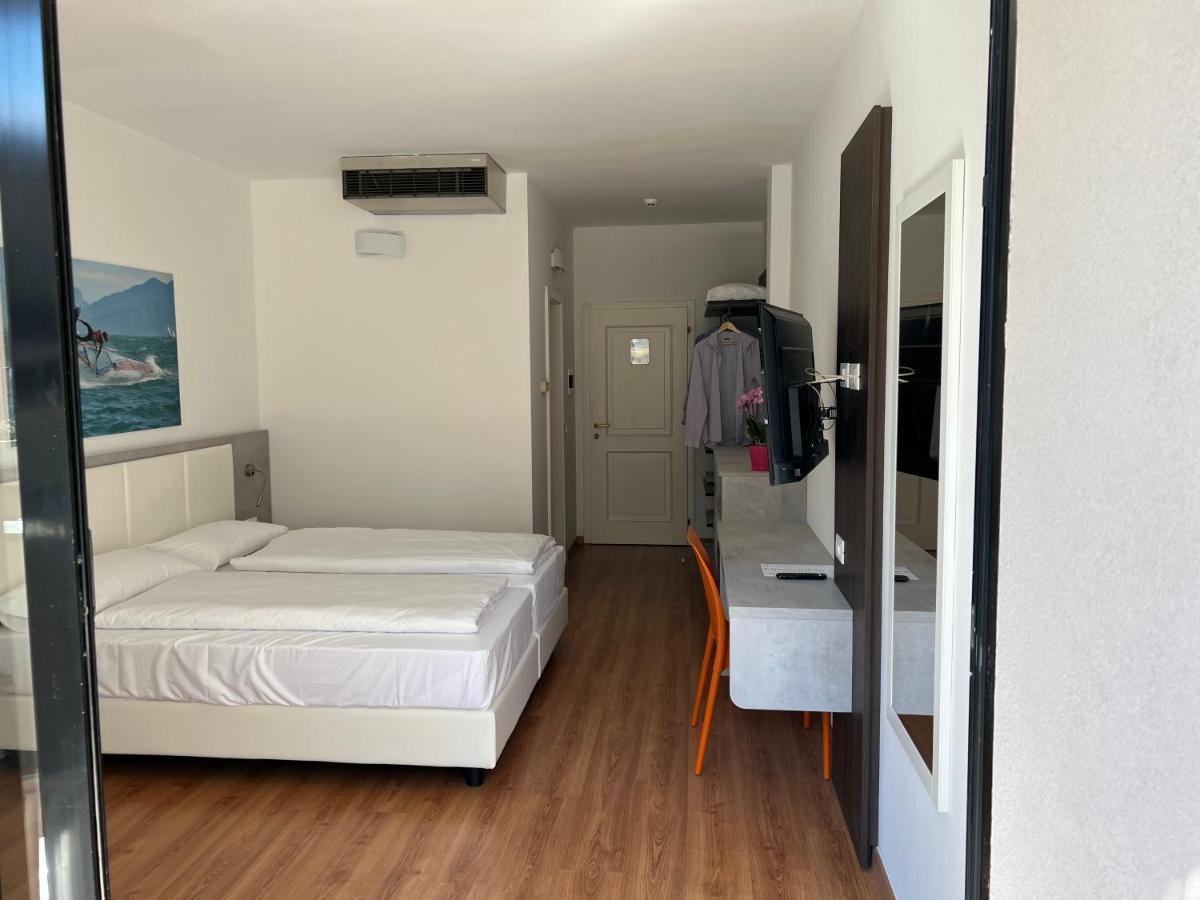 Wind Hotel Malcesine Eksteriør billede