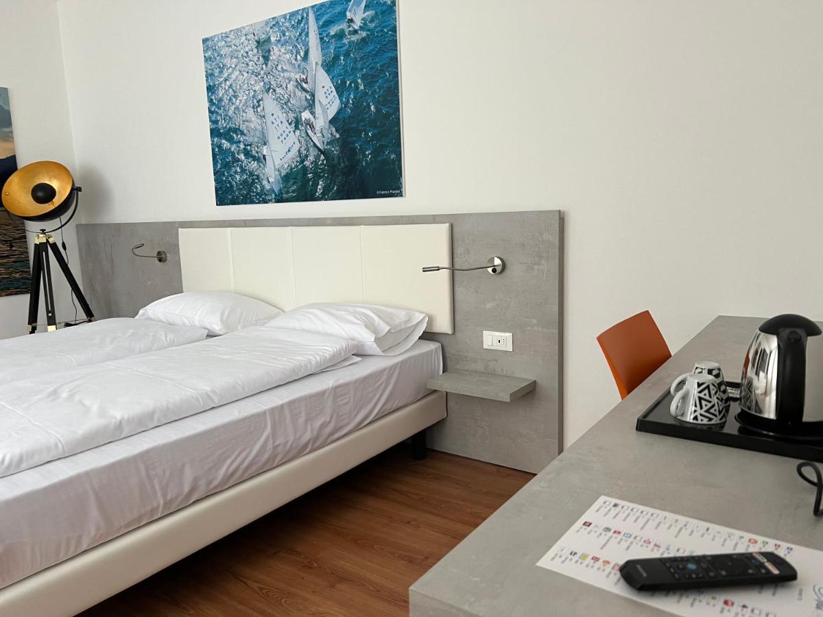 Wind Hotel Malcesine Eksteriør billede