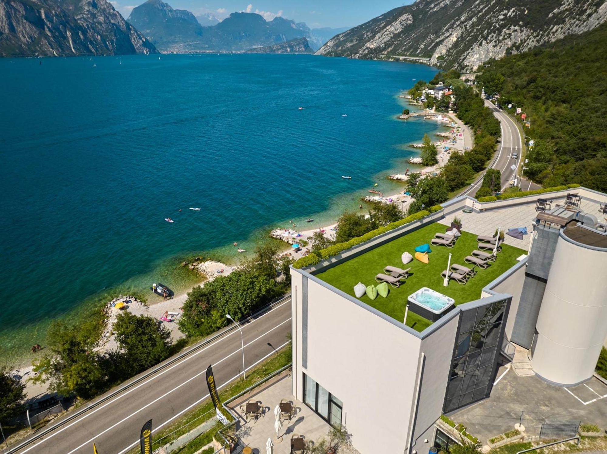 Wind Hotel Malcesine Eksteriør billede