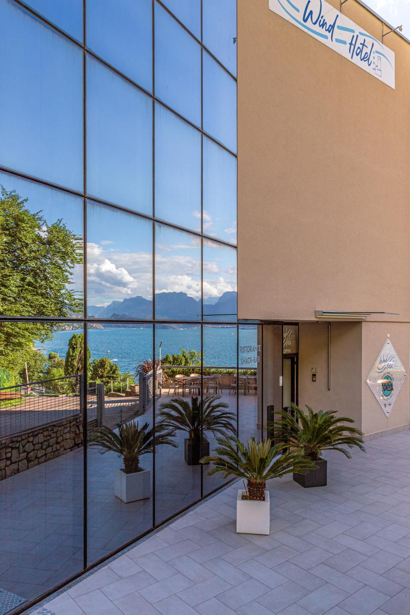 Wind Hotel Malcesine Eksteriør billede