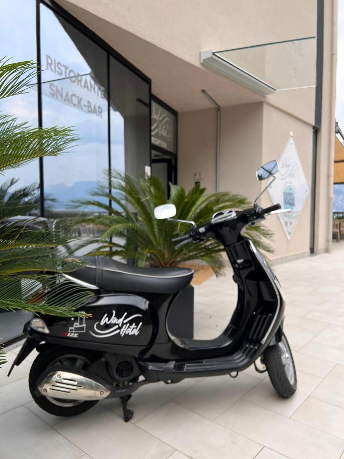 Wind Hotel Malcesine Eksteriør billede